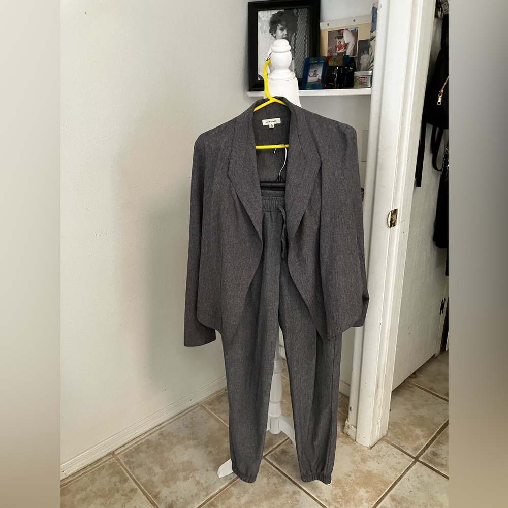 Matching set or casual suit